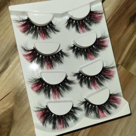 NWT Pink & Black Fluffy Lashes - Picture 3 of 5